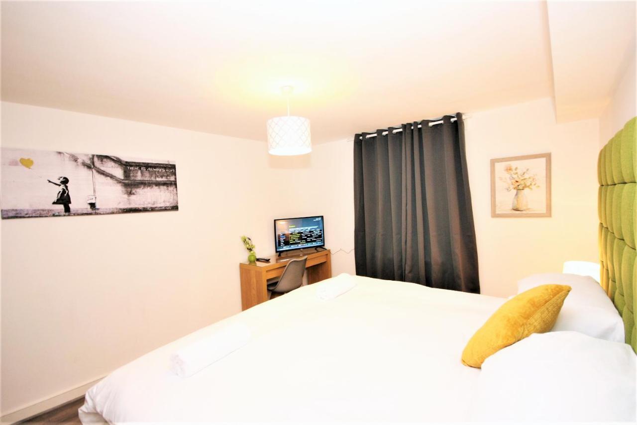 The Aldgate Rooms London Exterior photo