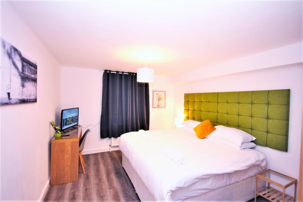 The Aldgate Rooms London Exterior photo